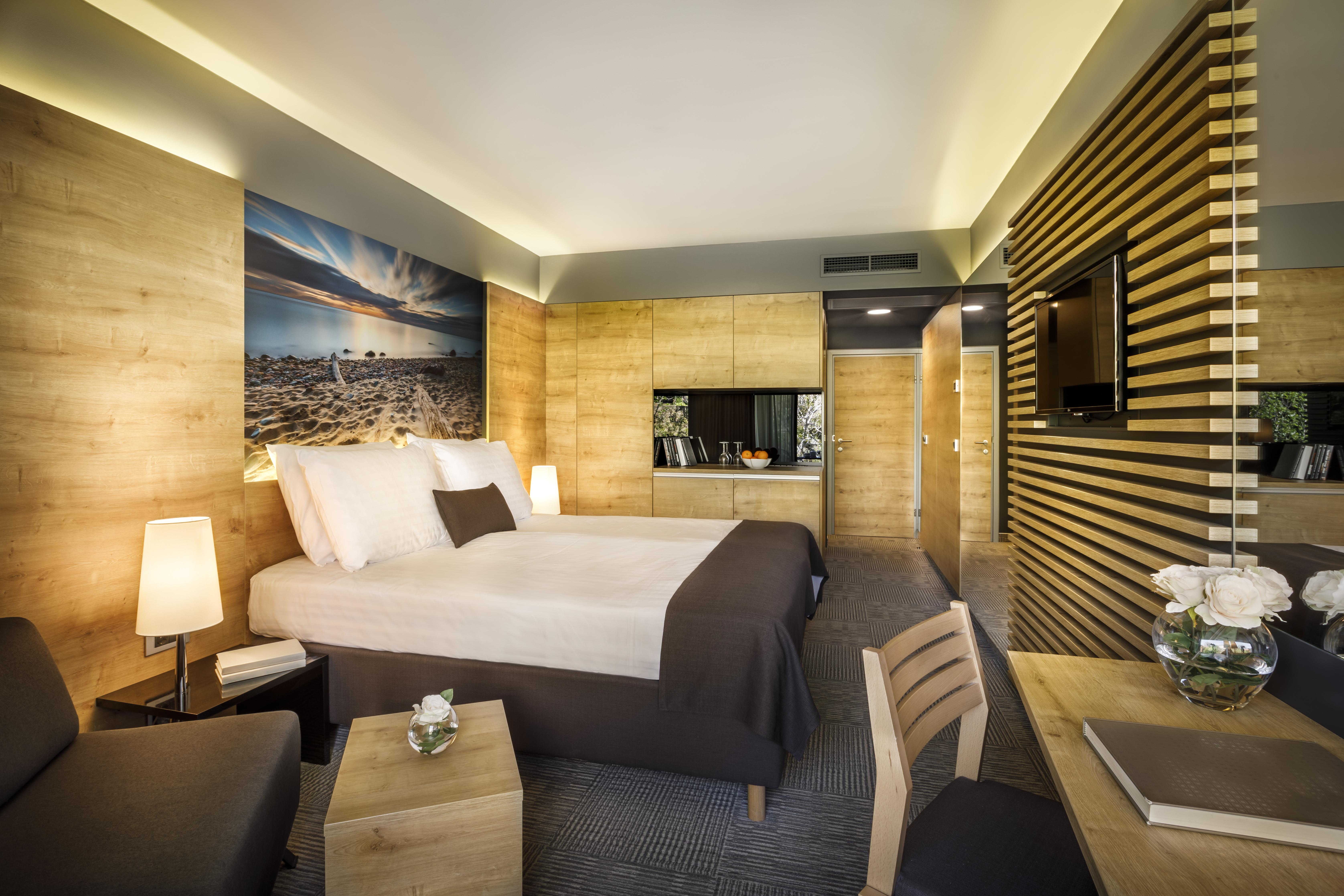 Valamar Padova Hotel Banjol Exterior photo