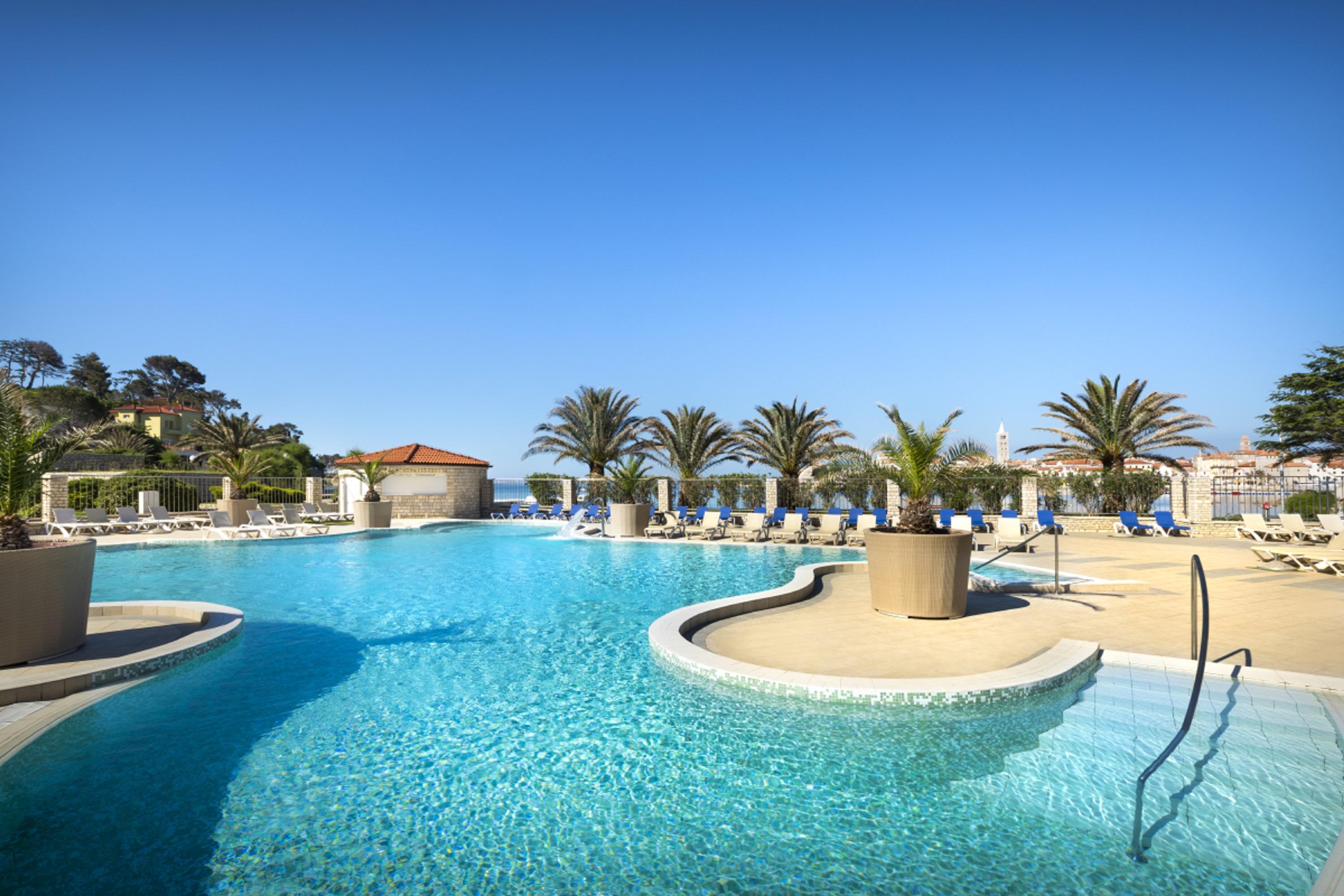 Valamar Padova Hotel Banjol Exterior photo