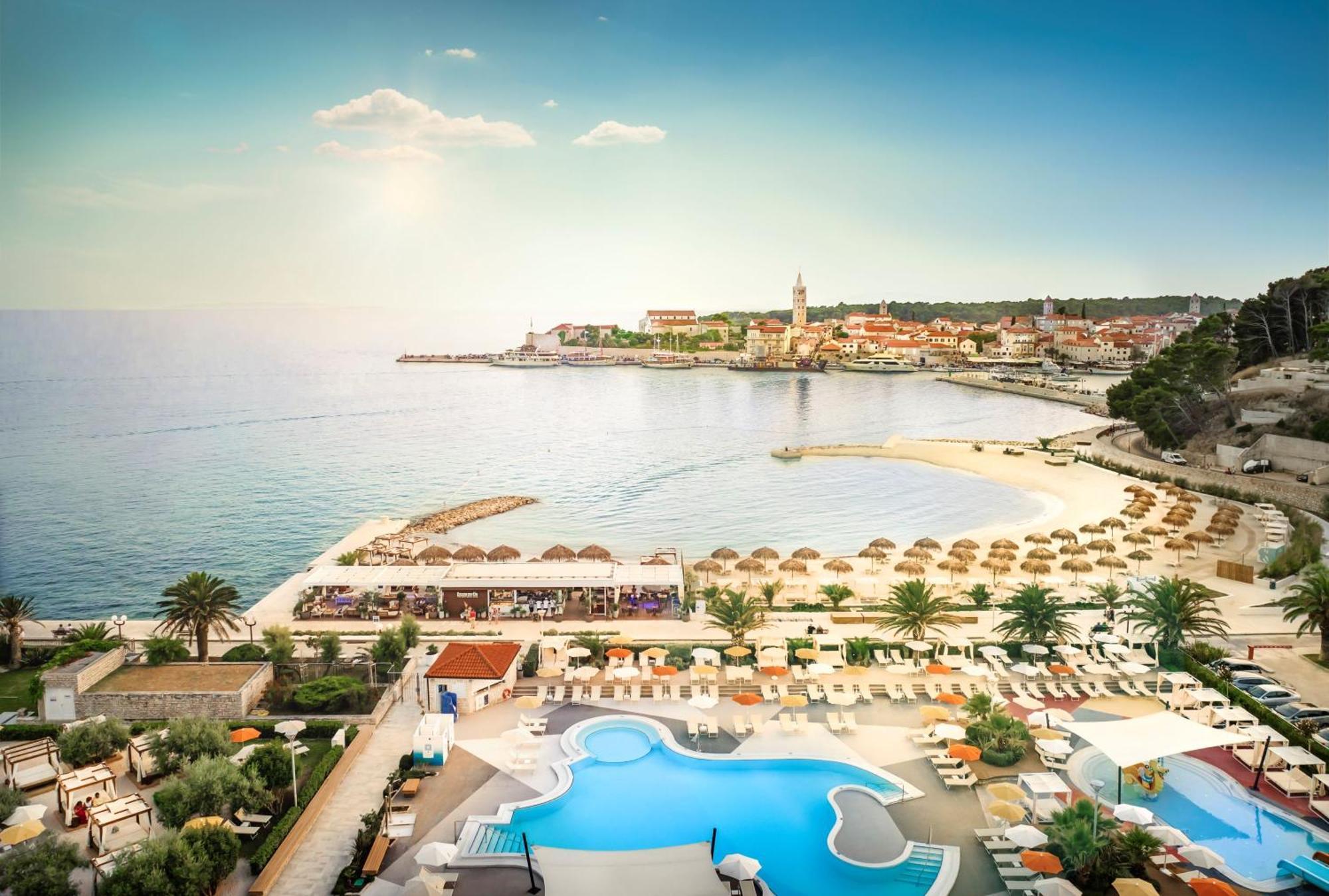 Valamar Padova Hotel Banjol Exterior photo